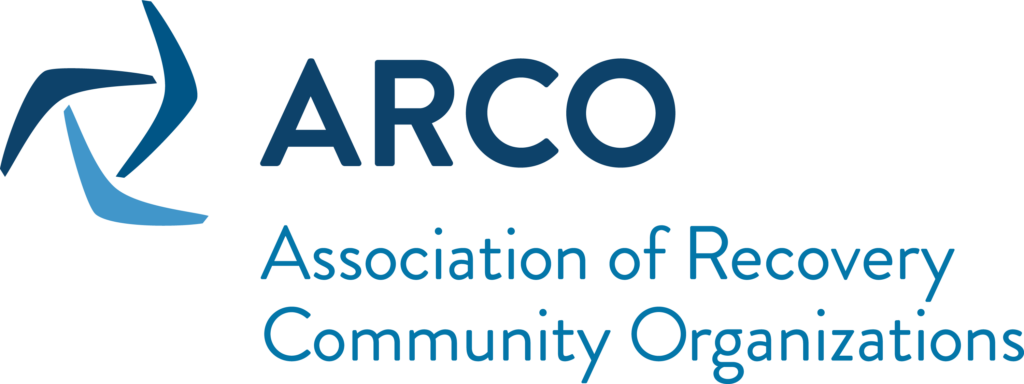 ARCO-Logo an image showing a large group of people